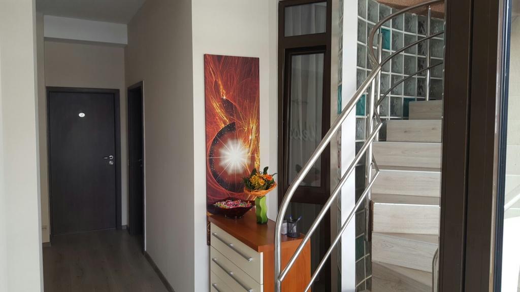 Casa Cojocaru- Camere De Inchiriat In Scop Turistic Drobeta Turnu Severin Exterior foto